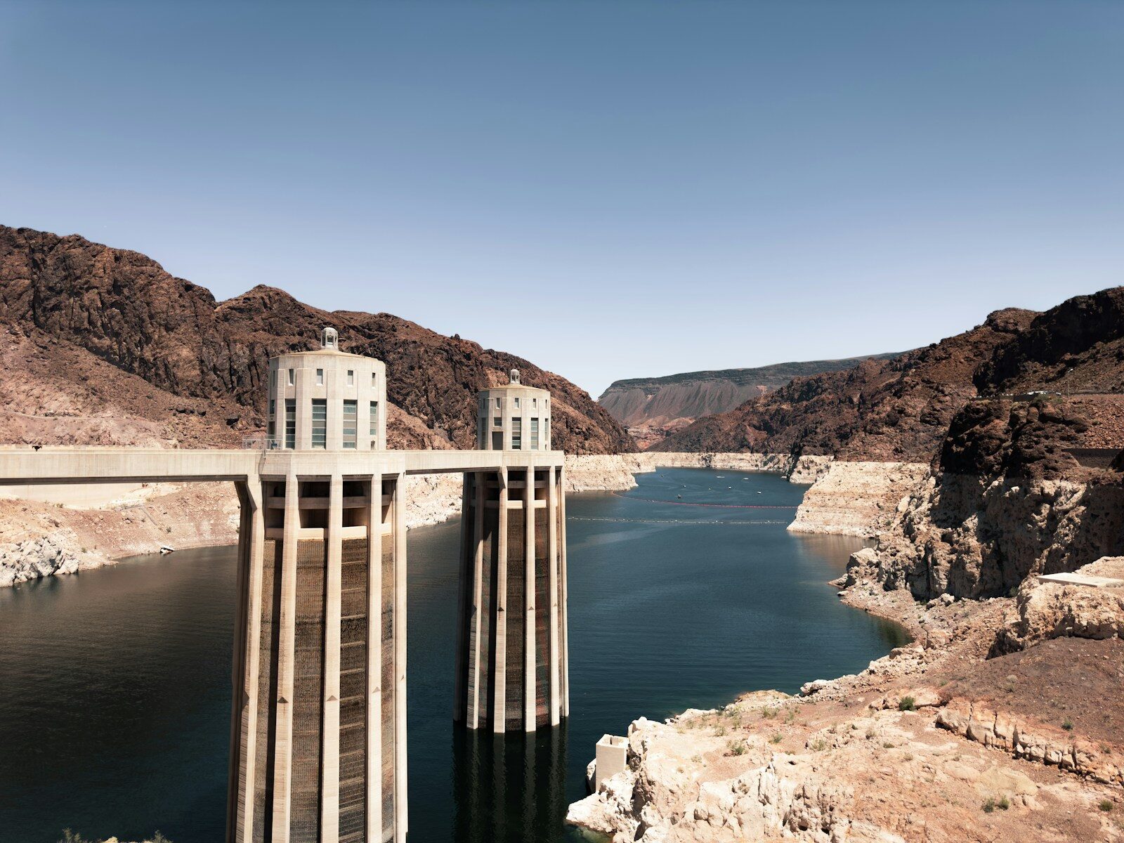 Arizona Groundwater and Housing 2026: Why the 100-Year Water Rule Matters