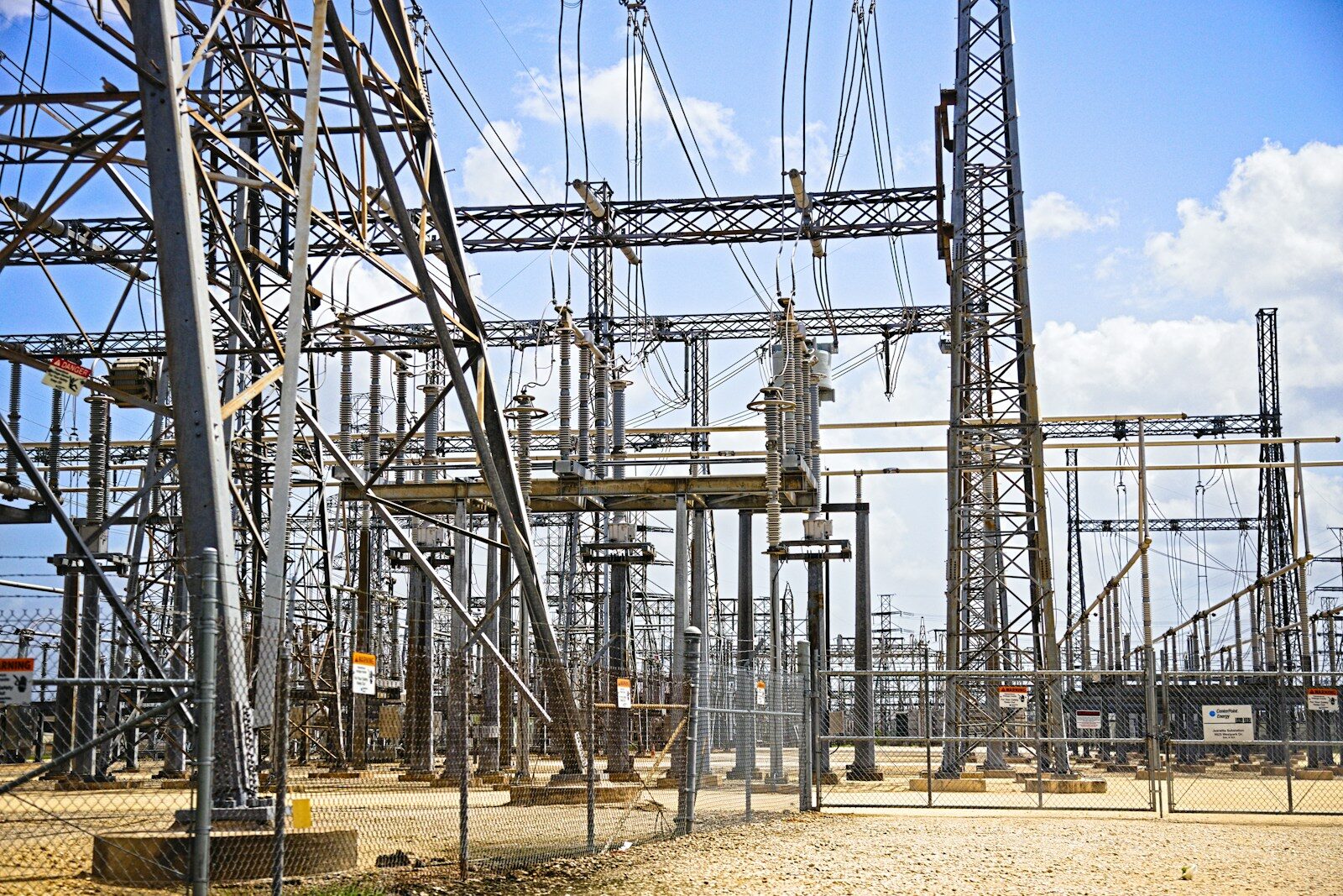 Texas Power Grid Summer 2026: Why Bills, Heat, and Data Centers Are All Connected